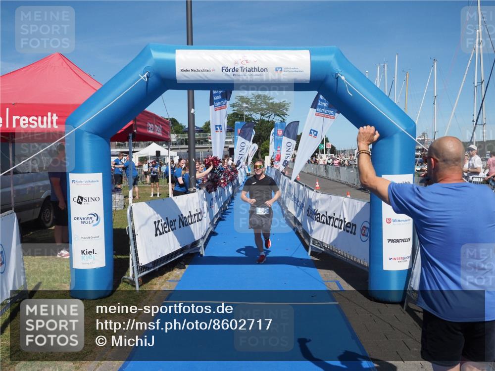17.08.2025 - KN Förde Triathlon 2025 MichiJ http://msf.ph/oto/8602717 17.08.2025 14:14:01 Laufen 486 meine-sportfotos.de