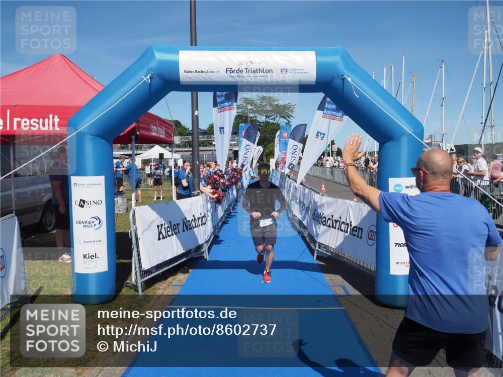17.08.2025 - KN Förde Triathlon 2025 MichiJ http://msf.ph/oto/8602737 17.08.2025 14:14:01 Laufen 486 meine-sportfotos.de