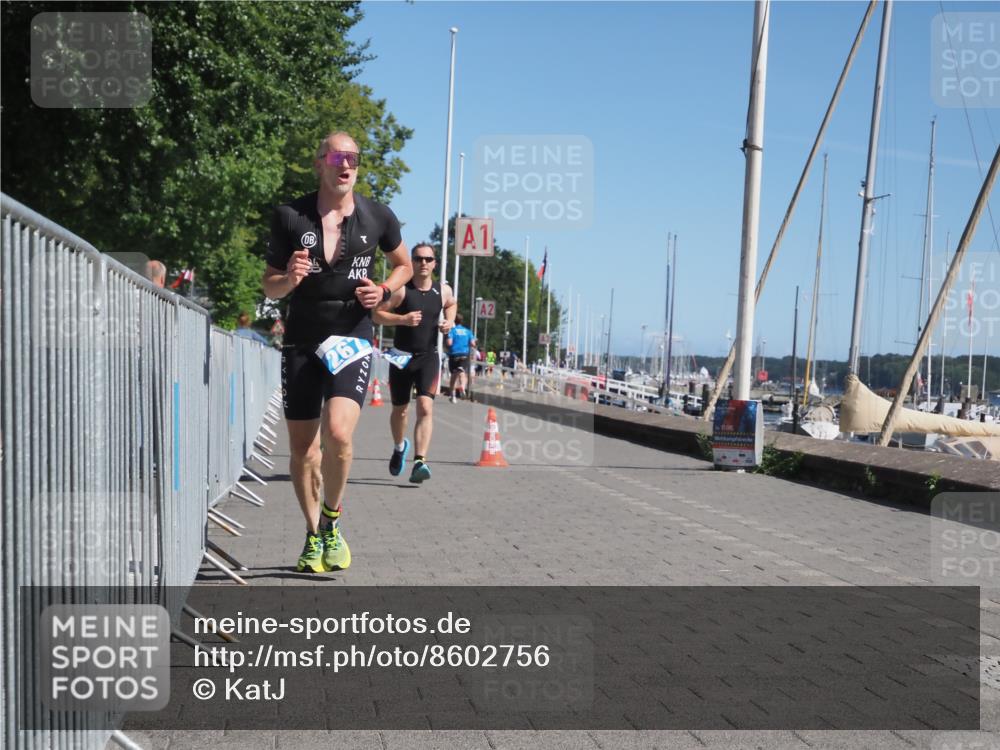 17.08.2025 - KN Förde Triathlon 2025 KatJ http://msf.ph/oto/8602756 17.08.2025 11:55:31 Laufen 267, 288, 370, 629 meine-sportfotos.de