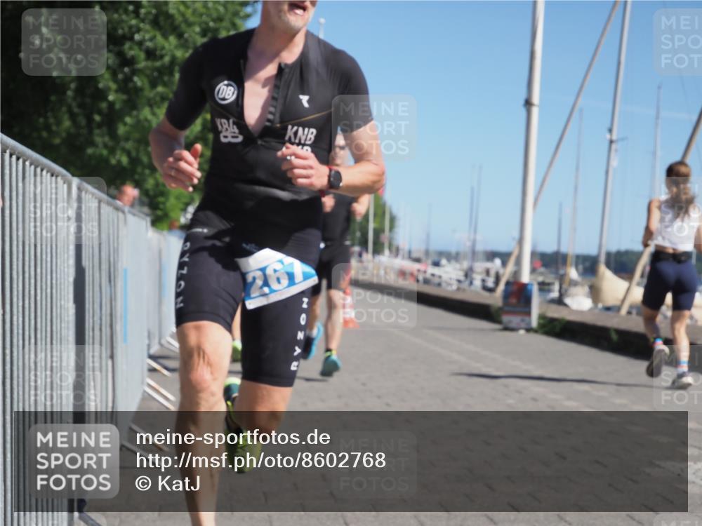 17.08.2025 - KN Förde Triathlon 2025 KatJ http://msf.ph/oto/8602768 17.08.2025 11:55:32 Laufen 267, 288, 370 meine-sportfotos.de