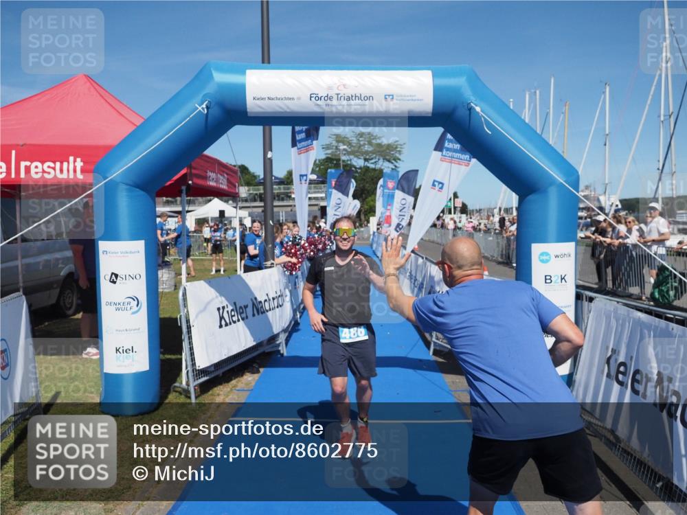 17.08.2025 - KN Förde Triathlon 2025 MichiJ http://msf.ph/oto/8602775 17.08.2025 14:14:02 Laufen 486 meine-sportfotos.de