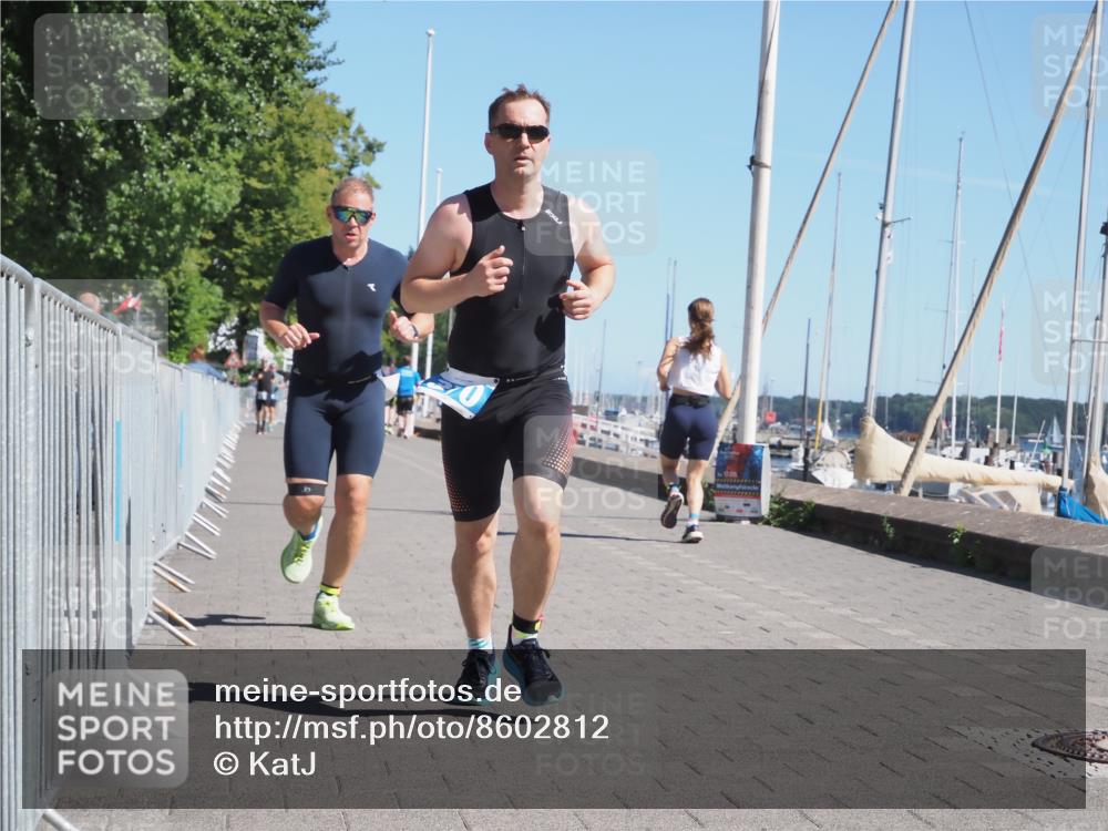 17.08.2025 - KN Förde Triathlon 2025 KatJ http://msf.ph/oto/8602812 17.08.2025 11:55:34 Laufen 267, 288, 370 meine-sportfotos.de