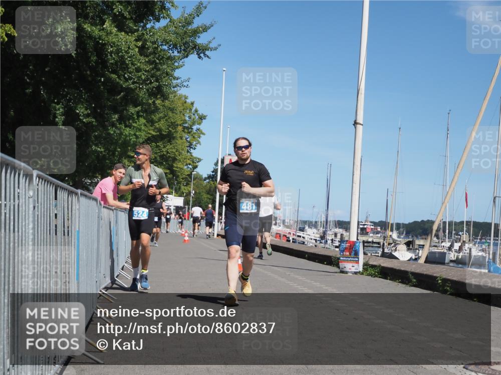 17.08.2025 - KN Förde Triathlon 2025 KatJ http://msf.ph/oto/8602837 17.08.2025 13:45:04 Laufen 467, 481, 524 meine-sportfotos.de