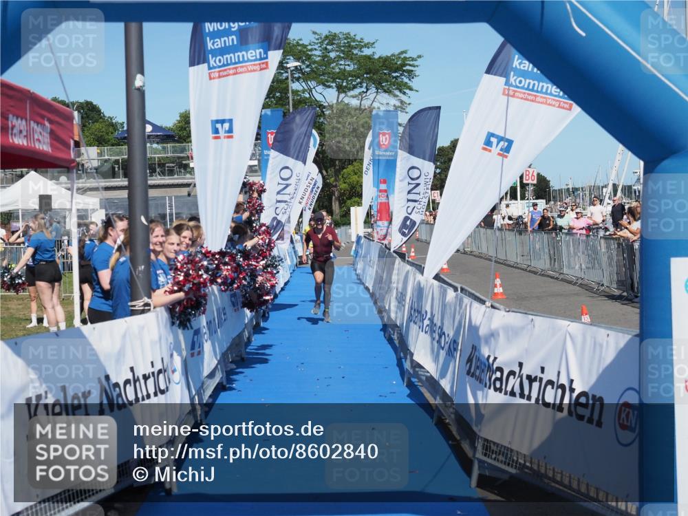 17.08.2025 - KN Förde Triathlon 2025 MichiJ http://msf.ph/oto/8602840 17.08.2025 14:14:13 Laufen 523, 531 meine-sportfotos.de
