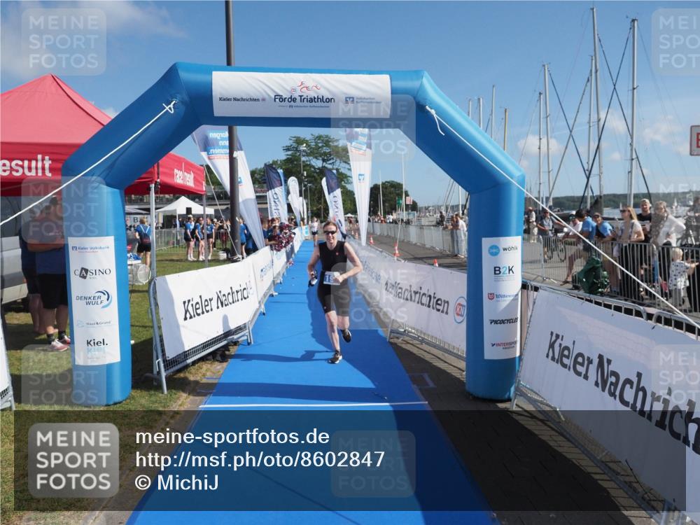 17.08.2025 - KN Förde Triathlon 2025 MichiJ http://msf.ph/oto/8602847 17.08.2025 10:52:06 Laufen 197 meine-sportfotos.de
