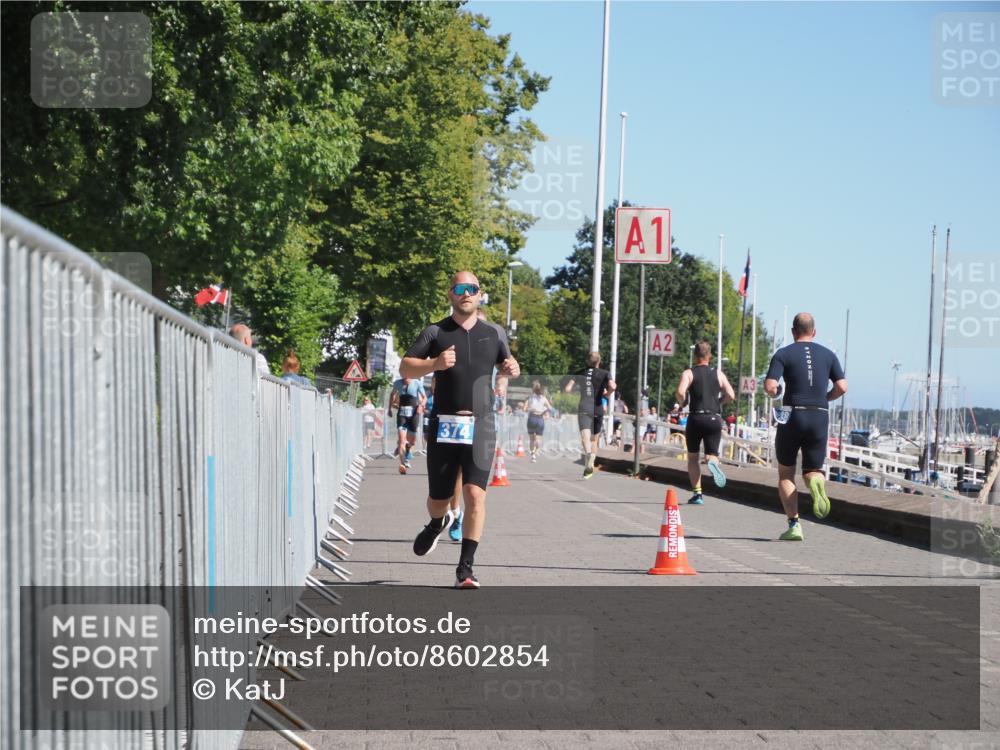 17.08.2025 - KN Förde Triathlon 2025 KatJ http://msf.ph/oto/8602854 17.08.2025 11:55:47 Laufen 311, 374 meine-sportfotos.de