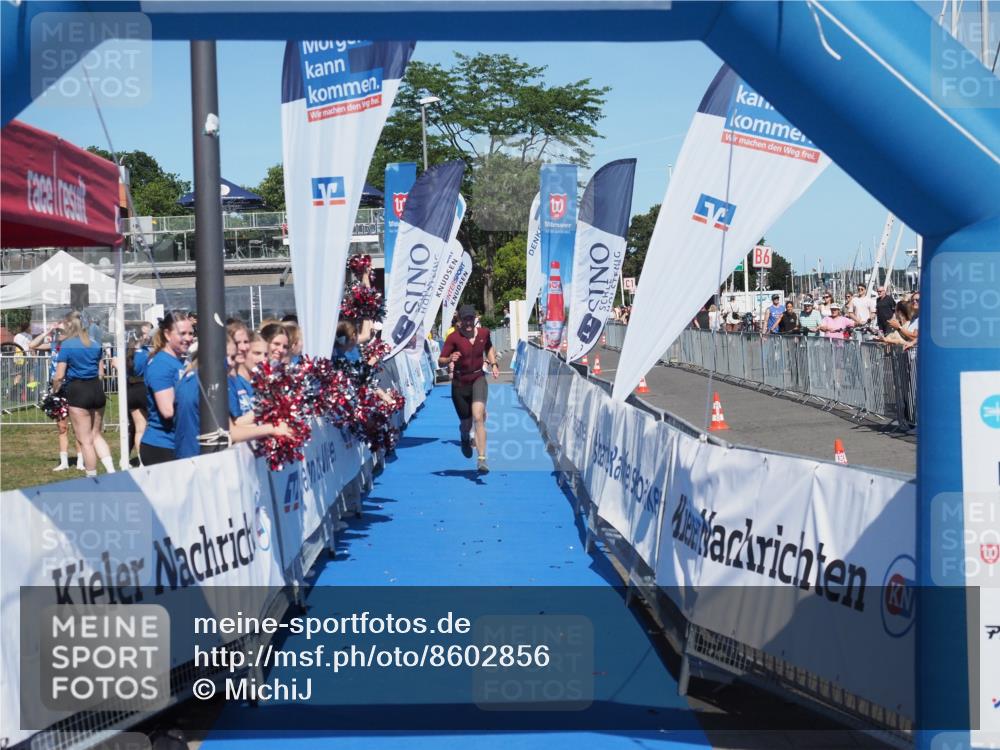 17.08.2025 - KN Förde Triathlon 2025 MichiJ http://msf.ph/oto/8602856 17.08.2025 14:14:13 Laufen 523, 531 meine-sportfotos.de