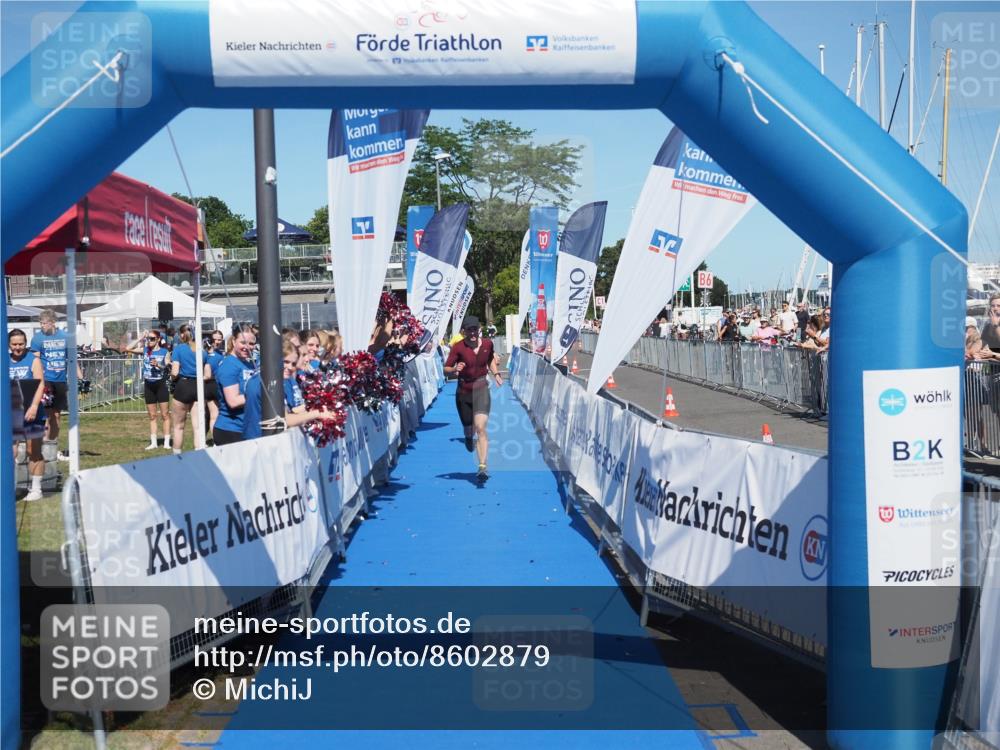 17.08.2025 - KN Förde Triathlon 2025 MichiJ http://msf.ph/oto/8602879 17.08.2025 14:14:14 Laufen 523, 531 meine-sportfotos.de