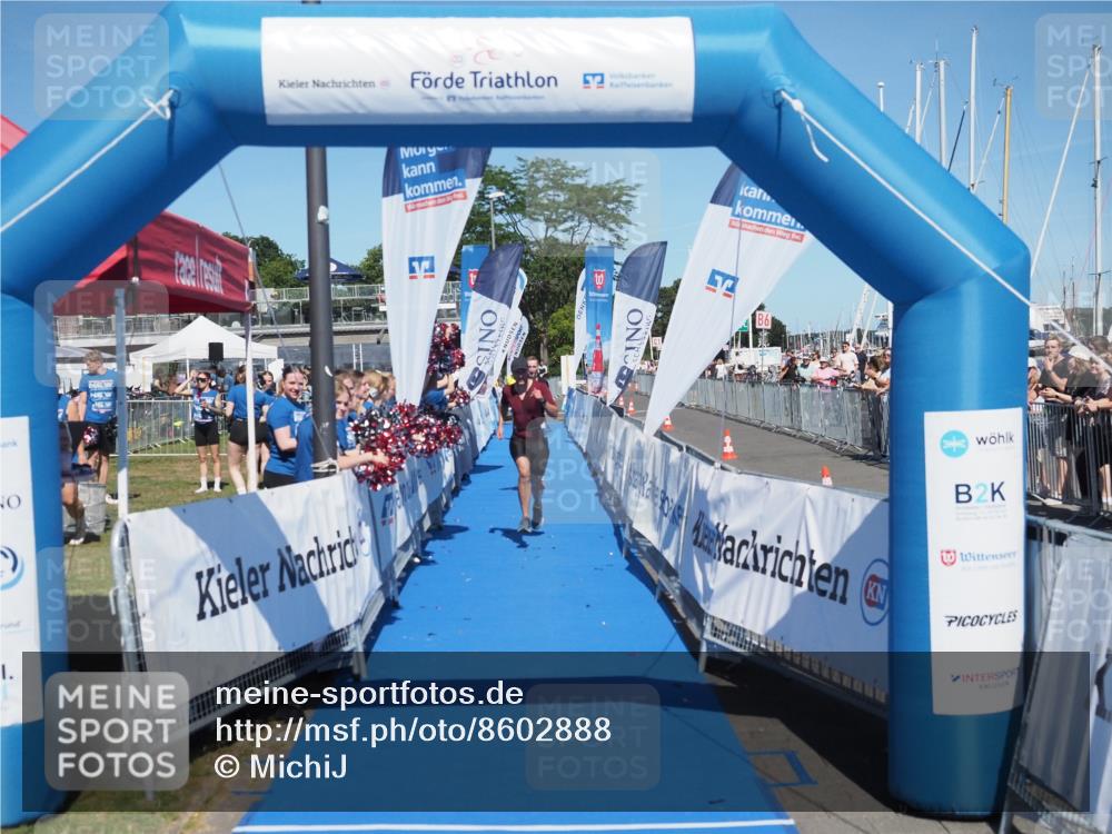 17.08.2025 - KN Förde Triathlon 2025 MichiJ http://msf.ph/oto/8602888 17.08.2025 14:14:14 Laufen 523, 531 meine-sportfotos.de