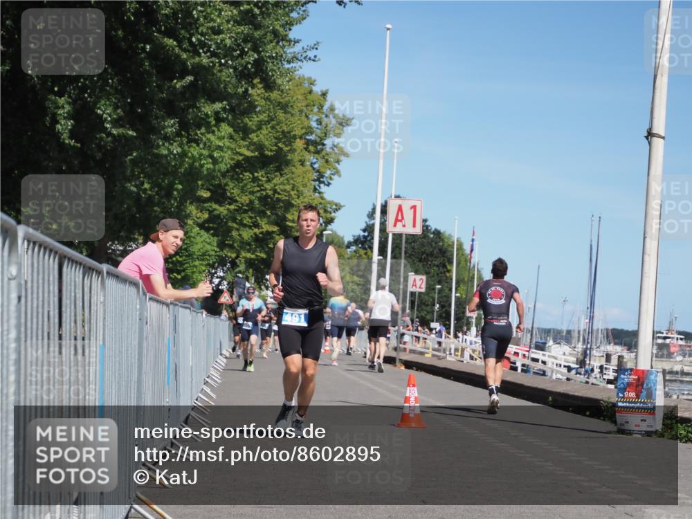 17.08.2025 - KN Förde Triathlon 2025 KatJ http://msf.ph/oto/8602895 17.08.2025 13:45:10 Laufen 491 meine-sportfotos.de