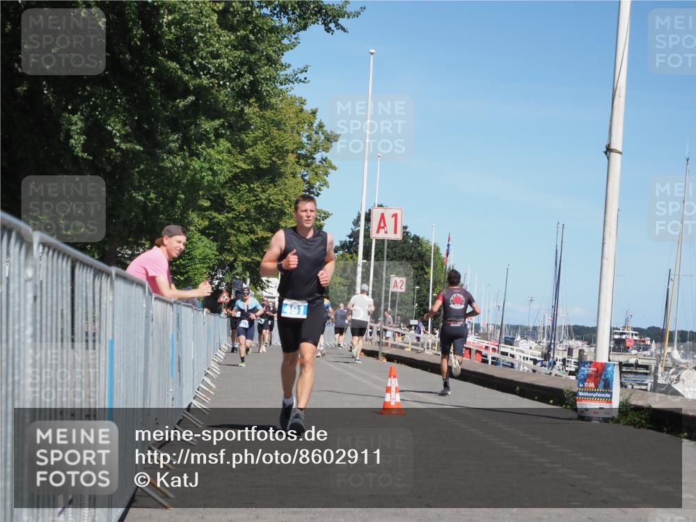 17.08.2025 - KN Förde Triathlon 2025 KatJ http://msf.ph/oto/8602911 17.08.2025 13:45:10 Laufen 491 meine-sportfotos.de