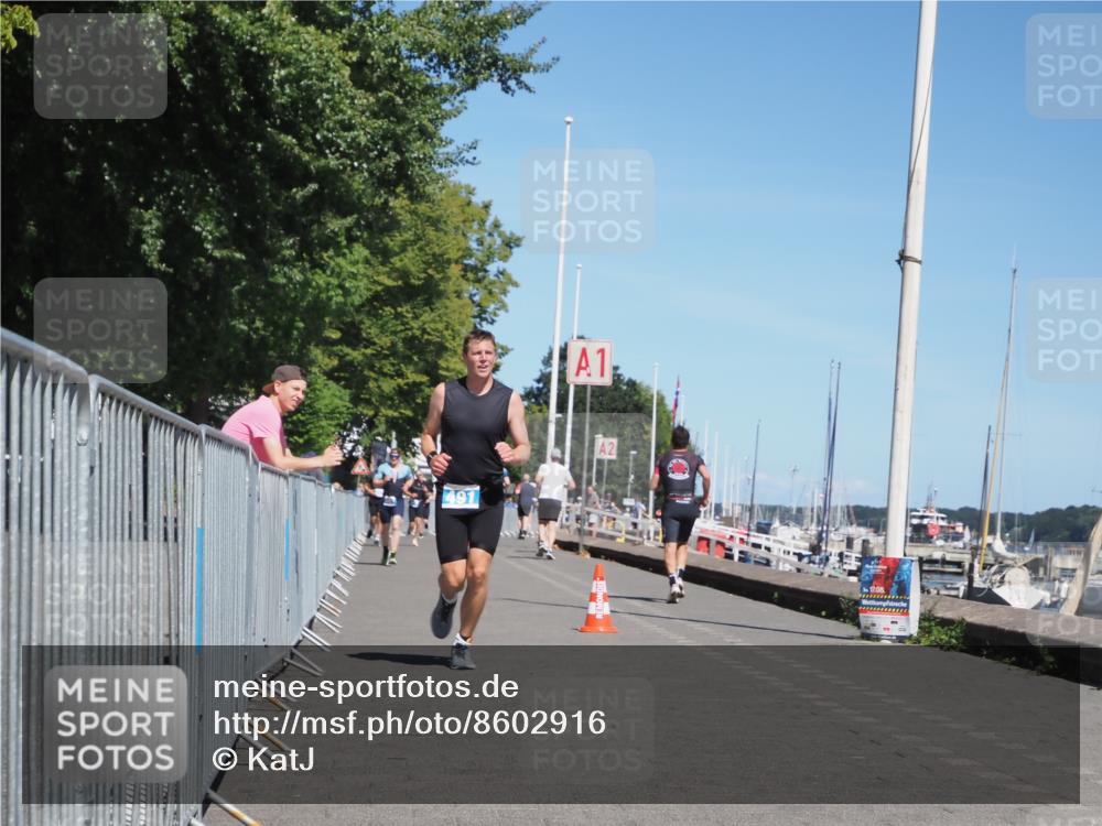 17.08.2025 - KN Förde Triathlon 2025 KatJ http://msf.ph/oto/8602916 17.08.2025 13:45:11 Laufen 491 meine-sportfotos.de