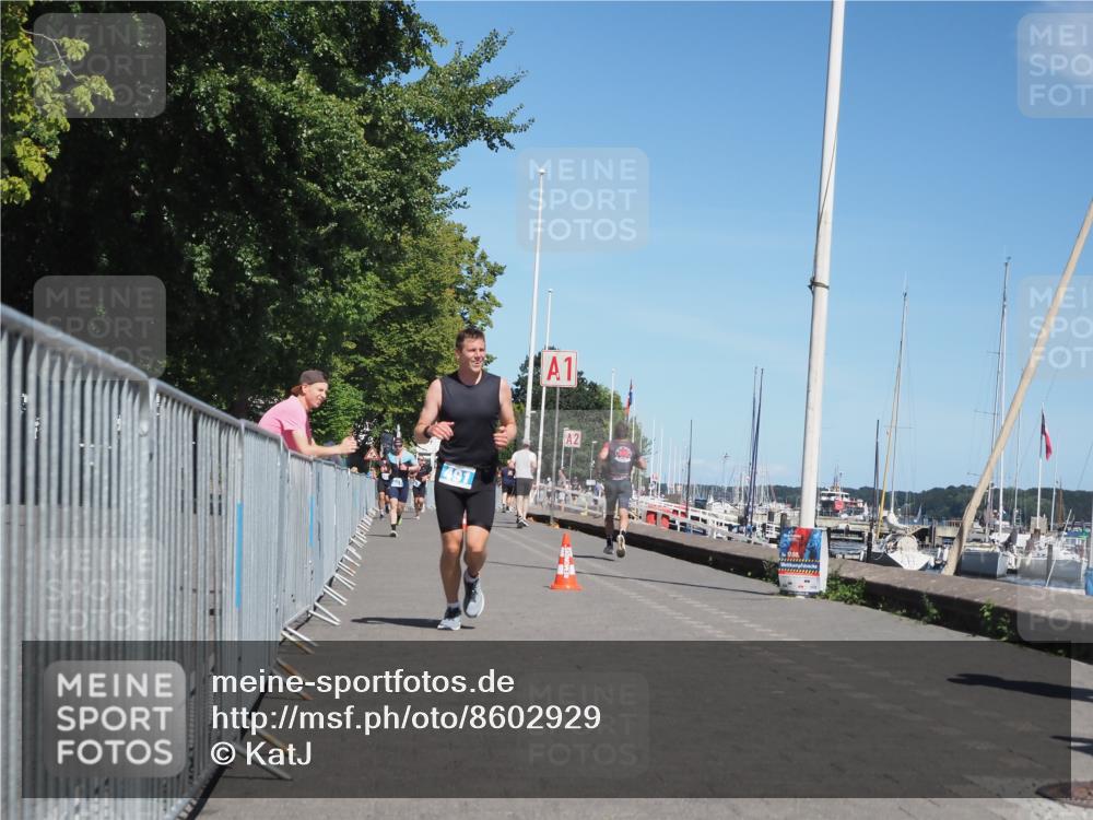 17.08.2025 - KN Förde Triathlon 2025 KatJ http://msf.ph/oto/8602929 17.08.2025 13:45:11 Laufen 491 meine-sportfotos.de