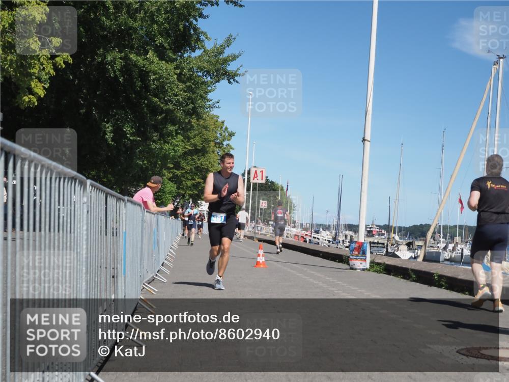 17.08.2025 - KN Förde Triathlon 2025 KatJ http://msf.ph/oto/8602940 17.08.2025 13:45:11 Laufen 491 meine-sportfotos.de
