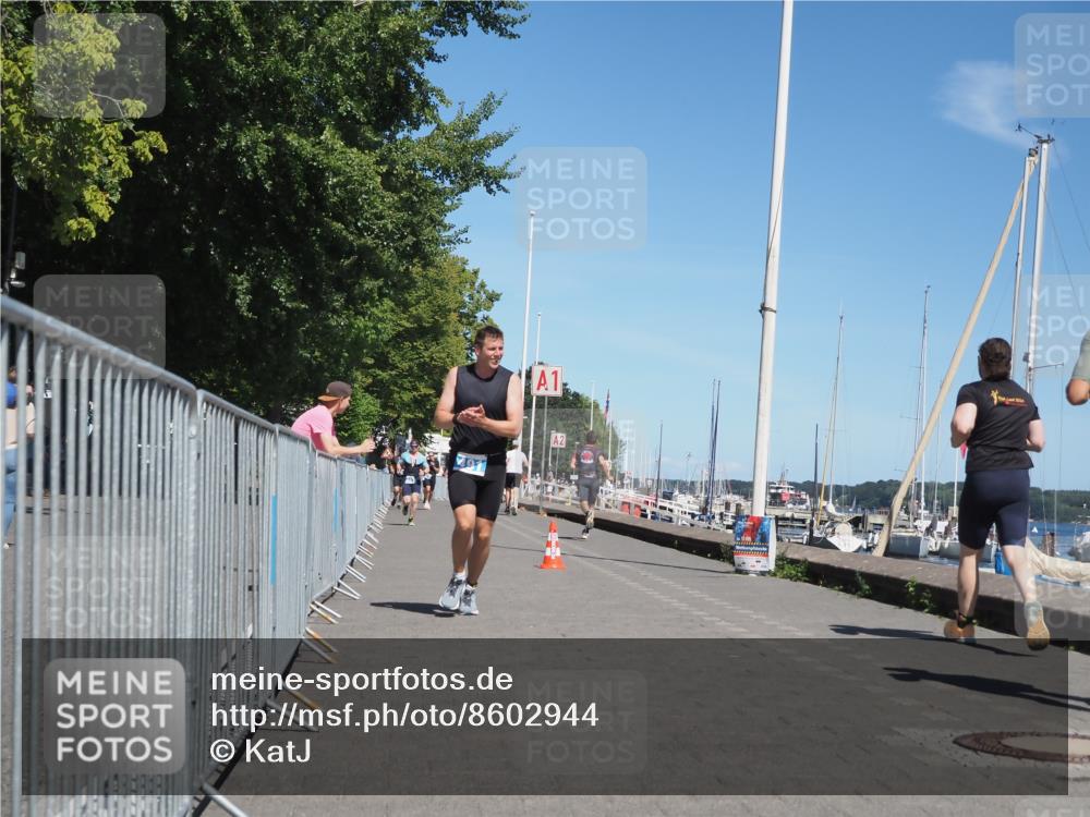 17.08.2025 - KN Förde Triathlon 2025 KatJ http://msf.ph/oto/8602944 17.08.2025 13:45:12 Laufen 461, 491 meine-sportfotos.de