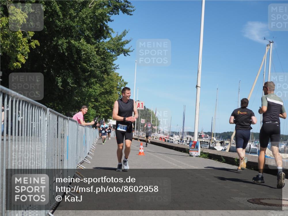 17.08.2025 - KN Förde Triathlon 2025 KatJ http://msf.ph/oto/8602958 17.08.2025 13:45:12 Laufen 461, 491 meine-sportfotos.de