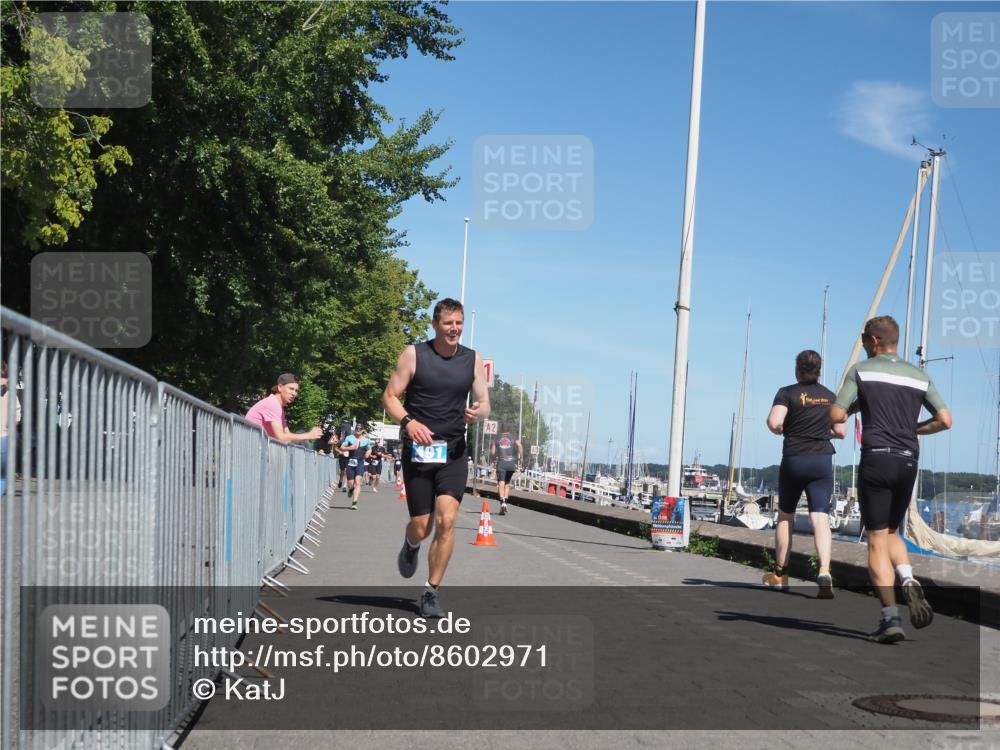 17.08.2025 - KN Förde Triathlon 2025 KatJ http://msf.ph/oto/8602971 17.08.2025 13:45:12 Laufen 461, 491 meine-sportfotos.de