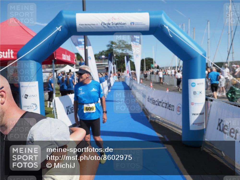 17.08.2025 - KN Förde Triathlon 2025 MichiJ http://msf.ph/oto/8602975 17.08.2025 12:19:50 Laufen 374, 609 meine-sportfotos.de
