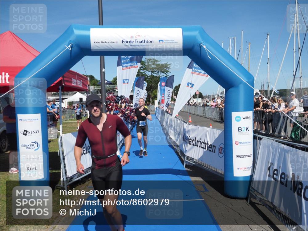 17.08.2025 - KN Förde Triathlon 2025 MichiJ http://msf.ph/oto/8602979 17.08.2025 14:14:16 Laufen 523, 531, 536 meine-sportfotos.de