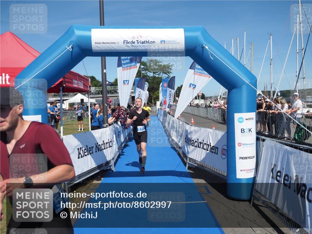 17.08.2025 - KN Förde Triathlon 2025 MichiJ http://msf.ph/oto/8602997 17.08.2025 14:14:17 Laufen 523, 531, 536 meine-sportfotos.de