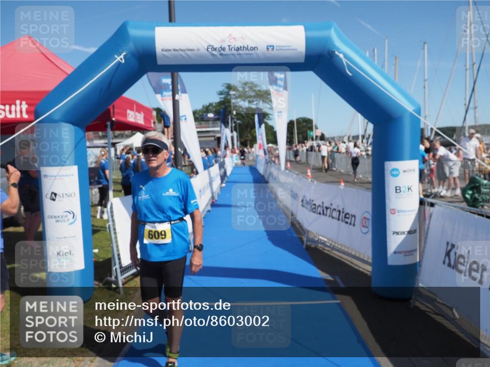 17.08.2025 - KN Förde Triathlon 2025 MichiJ http://msf.ph/oto/8603002 17.08.2025 12:19:50 Laufen 374, 609 meine-sportfotos.de