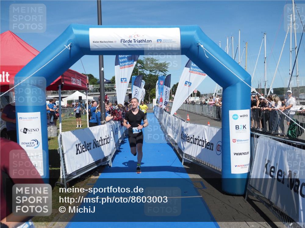 17.08.2025 - KN Förde Triathlon 2025 MichiJ http://msf.ph/oto/8603003 17.08.2025 14:14:17 Laufen 523, 531, 536 meine-sportfotos.de