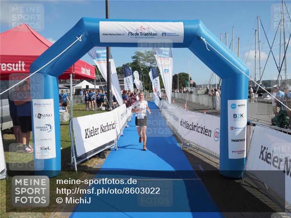 17.08.2025 - KN Förde Triathlon 2025 MichiJ http://msf.ph/oto/8603022 17.08.2025 10:52:17 Laufen 249 meine-sportfotos.de