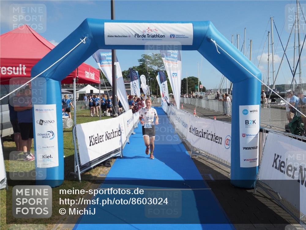 17.08.2025 - KN Förde Triathlon 2025 MichiJ http://msf.ph/oto/8603024 17.08.2025 10:52:17 Laufen 249 meine-sportfotos.de