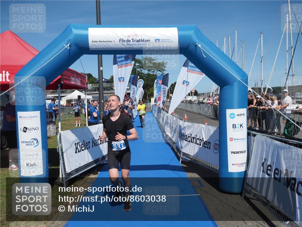 17.08.2025 - KN Förde Triathlon 2025 MichiJ http://msf.ph/oto/8603038 17.08.2025 14:14:18 Laufen 523, 531, 536 meine-sportfotos.de