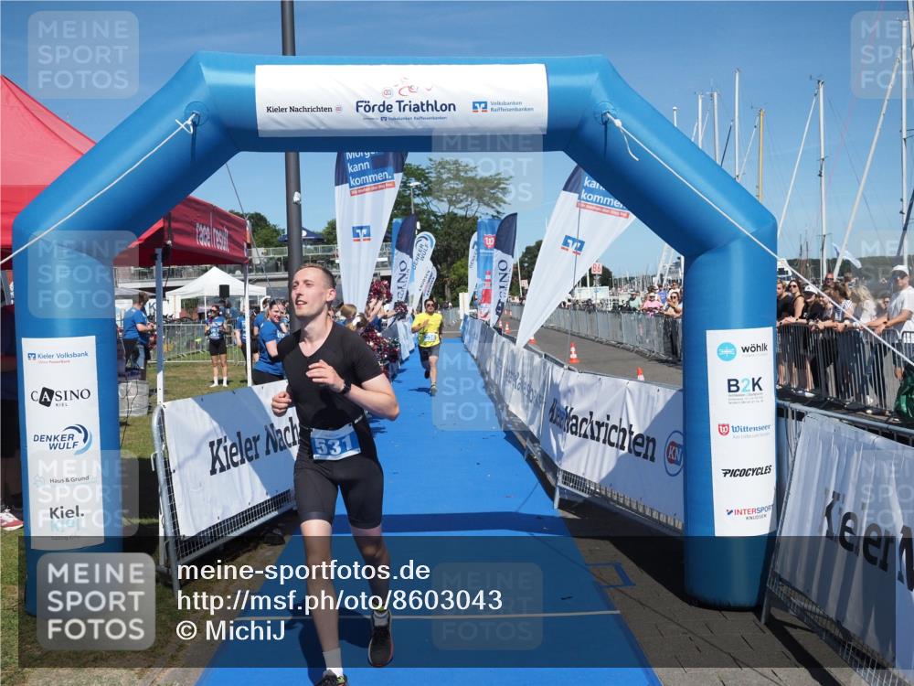 17.08.2025 - KN Förde Triathlon 2025 MichiJ http://msf.ph/oto/8603043 17.08.2025 14:14:18 Laufen 523, 531, 536 meine-sportfotos.de