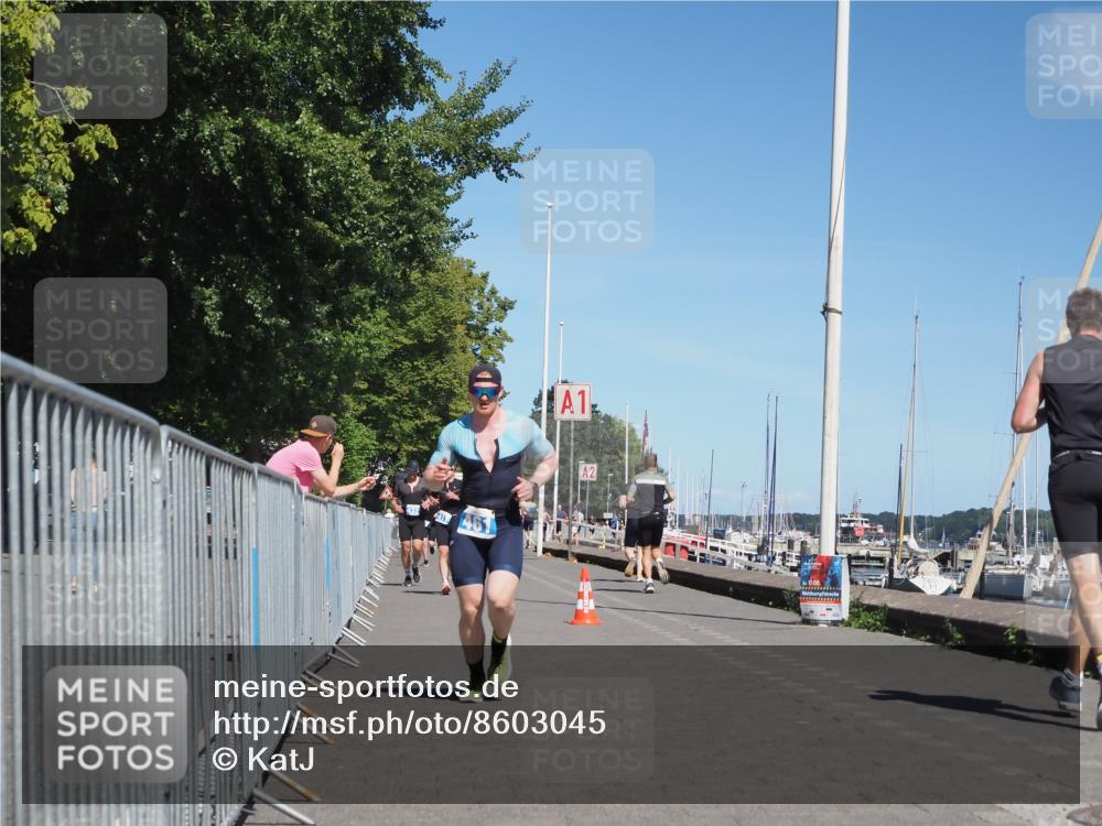 17.08.2025 - KN Förde Triathlon 2025 KatJ http://msf.ph/oto/8603045 17.08.2025 13:45:19 Laufen 411, 432, 461 meine-sportfotos.de