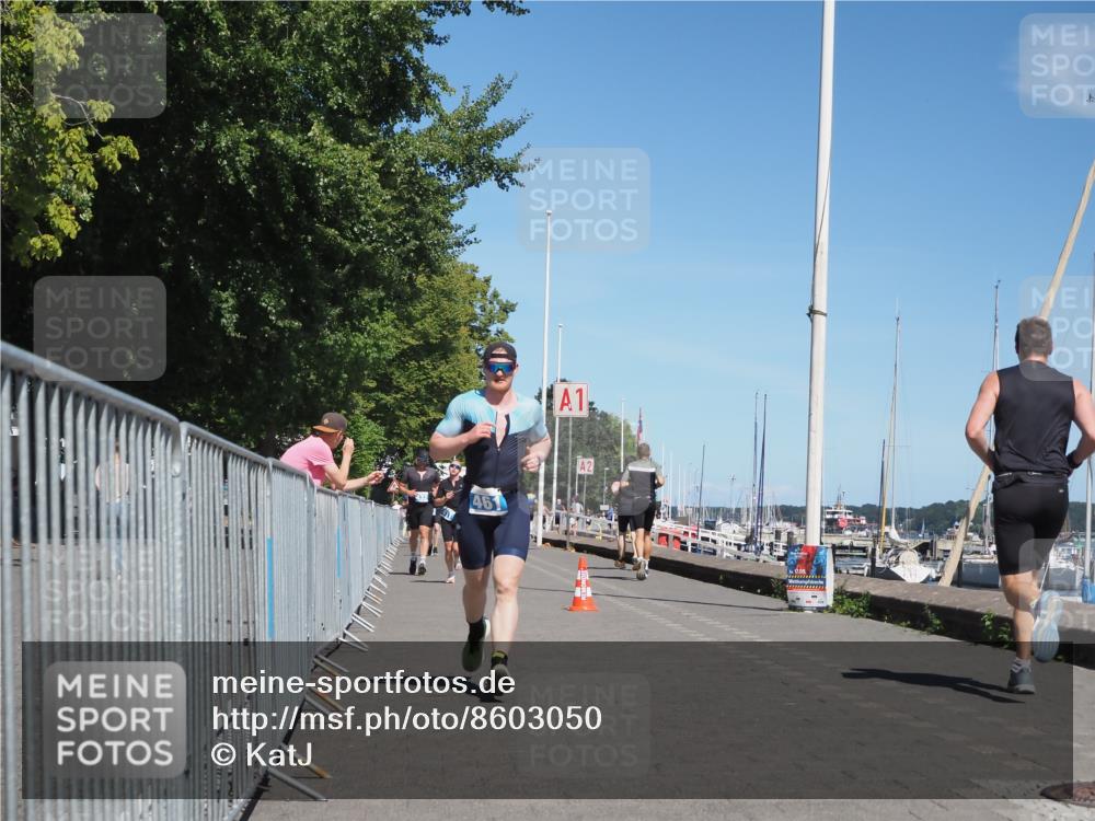 17.08.2025 - KN Förde Triathlon 2025 KatJ http://msf.ph/oto/8603050 17.08.2025 13:45:19 Laufen 411, 432, 461 meine-sportfotos.de