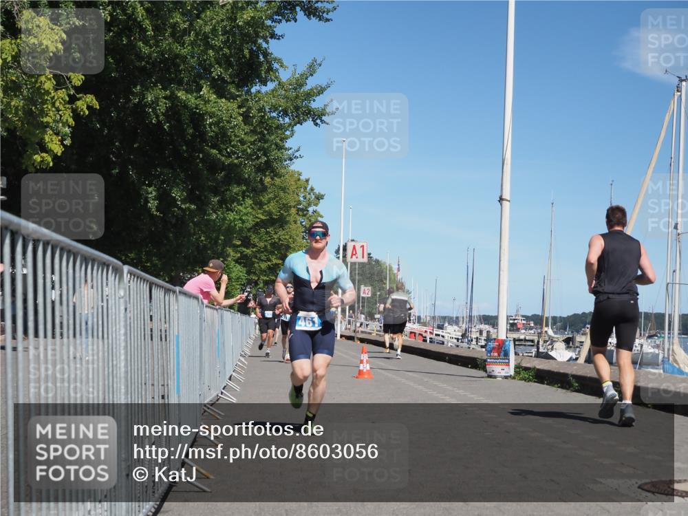 17.08.2025 - KN Förde Triathlon 2025 KatJ http://msf.ph/oto/8603056 17.08.2025 13:45:19 Laufen 411, 432, 461 meine-sportfotos.de