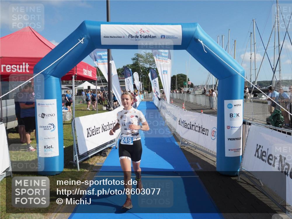 17.08.2025 - KN Förde Triathlon 2025 MichiJ http://msf.ph/oto/8603077 17.08.2025 10:52:18 Laufen 249 meine-sportfotos.de