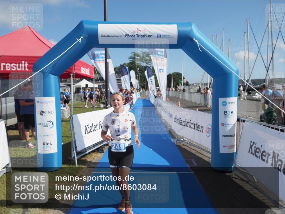 17.08.2025 - KN Förde Triathlon 2025 MichiJ http://msf.ph/oto/8603084 17.08.2025 10:52:19 Laufen 249 meine-sportfotos.de