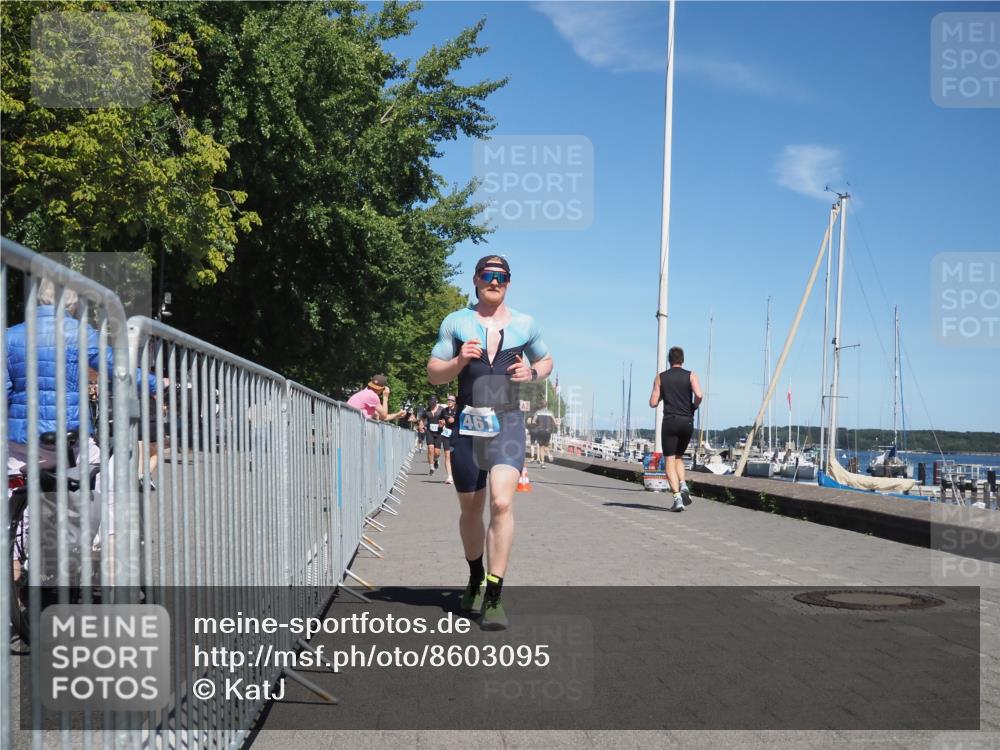 17.08.2025 - KN Förde Triathlon 2025 KatJ http://msf.ph/oto/8603095 17.08.2025 13:45:20 Laufen 411, 432, 461 meine-sportfotos.de