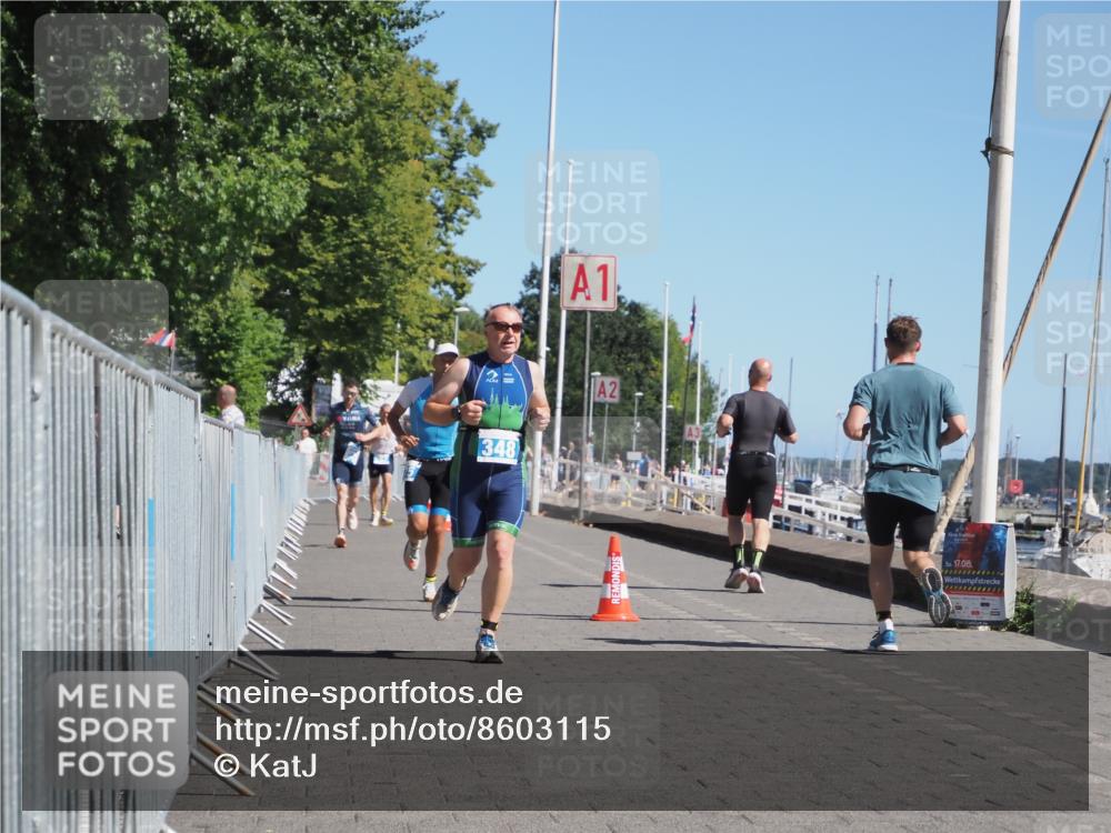 17.08.2025 - KN Förde Triathlon 2025 KatJ http://msf.ph/oto/8603115 17.08.2025 11:56:01 Laufen 275, 319, 348 meine-sportfotos.de