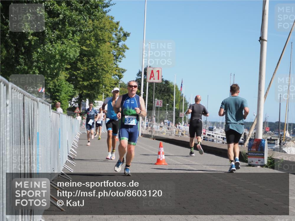 17.08.2025 - KN Förde Triathlon 2025 KatJ http://msf.ph/oto/8603120 17.08.2025 11:56:01 Laufen 275, 319, 348 meine-sportfotos.de