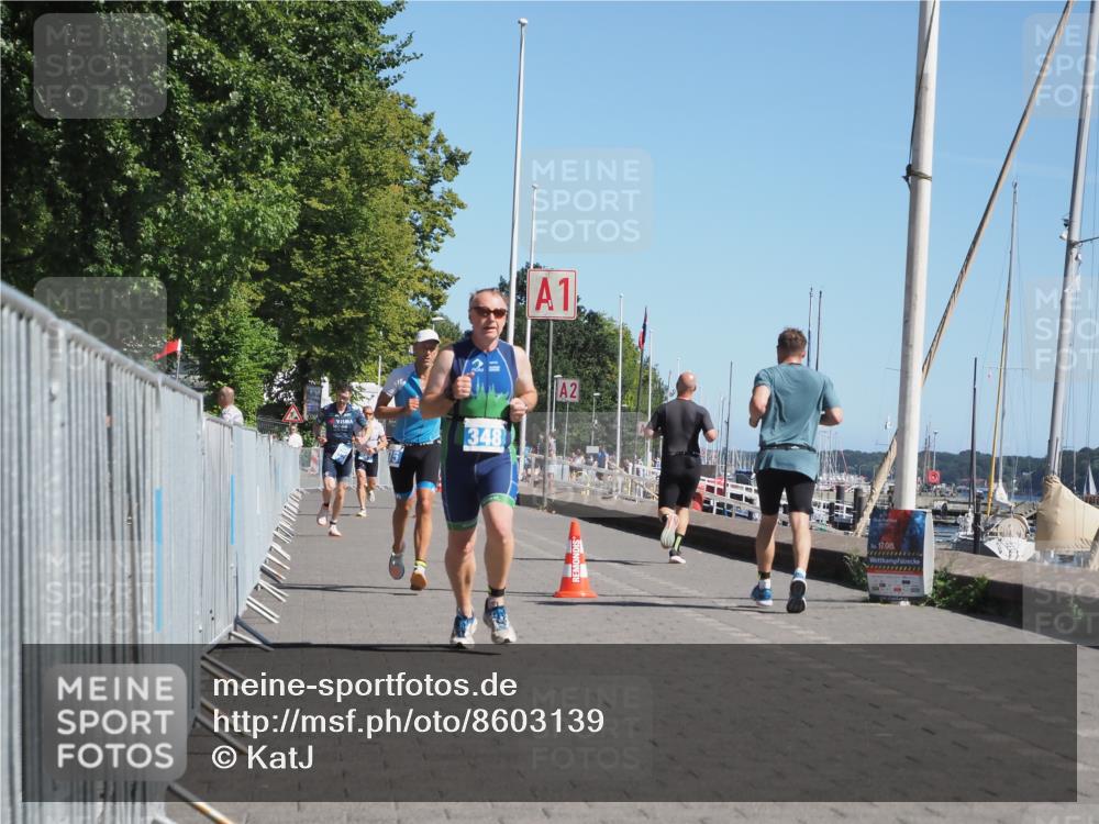 17.08.2025 - KN Förde Triathlon 2025 KatJ http://msf.ph/oto/8603139 17.08.2025 11:56:02 Laufen 275, 319, 330, 348 meine-sportfotos.de
