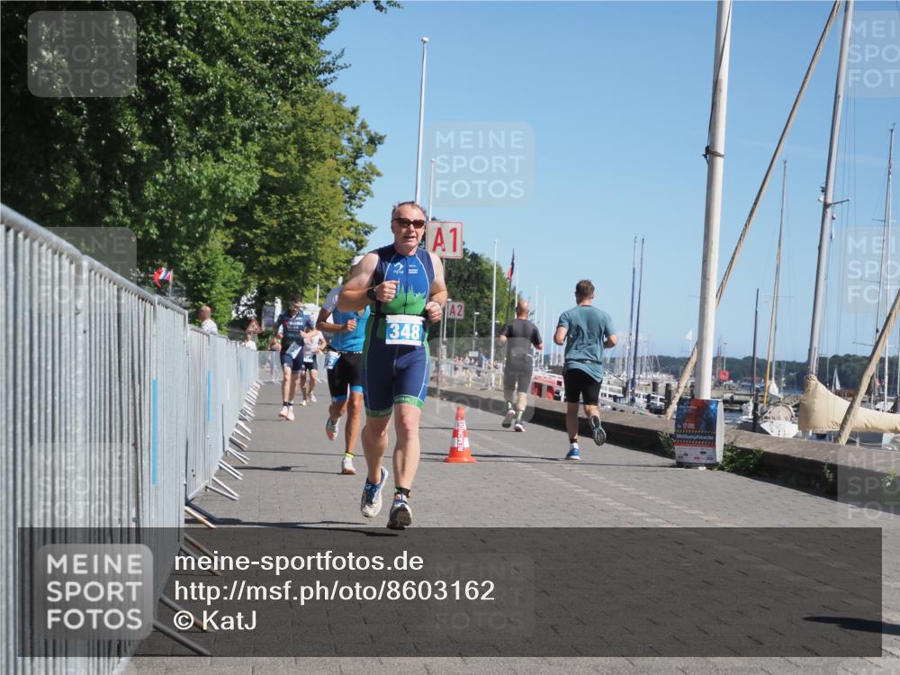 17.08.2025 - KN Förde Triathlon 2025 KatJ http://msf.ph/oto/8603162 17.08.2025 11:56:03 Laufen 275, 330, 348 meine-sportfotos.de
