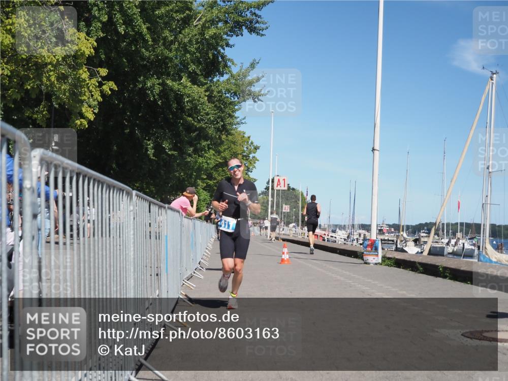 17.08.2025 - KN Förde Triathlon 2025 KatJ http://msf.ph/oto/8603163 17.08.2025 13:45:24 Laufen 411, 432, 461, 479 meine-sportfotos.de