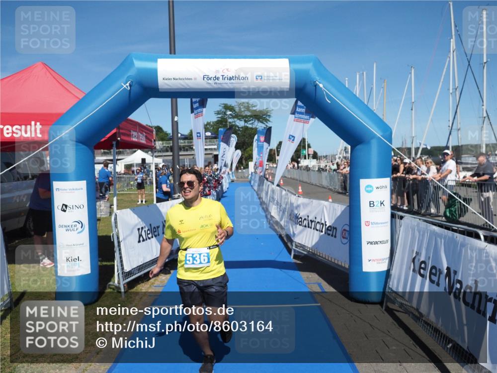 17.08.2025 - KN Förde Triathlon 2025 MichiJ http://msf.ph/oto/8603164 17.08.2025 14:14:21 Laufen 523, 531, 536 meine-sportfotos.de