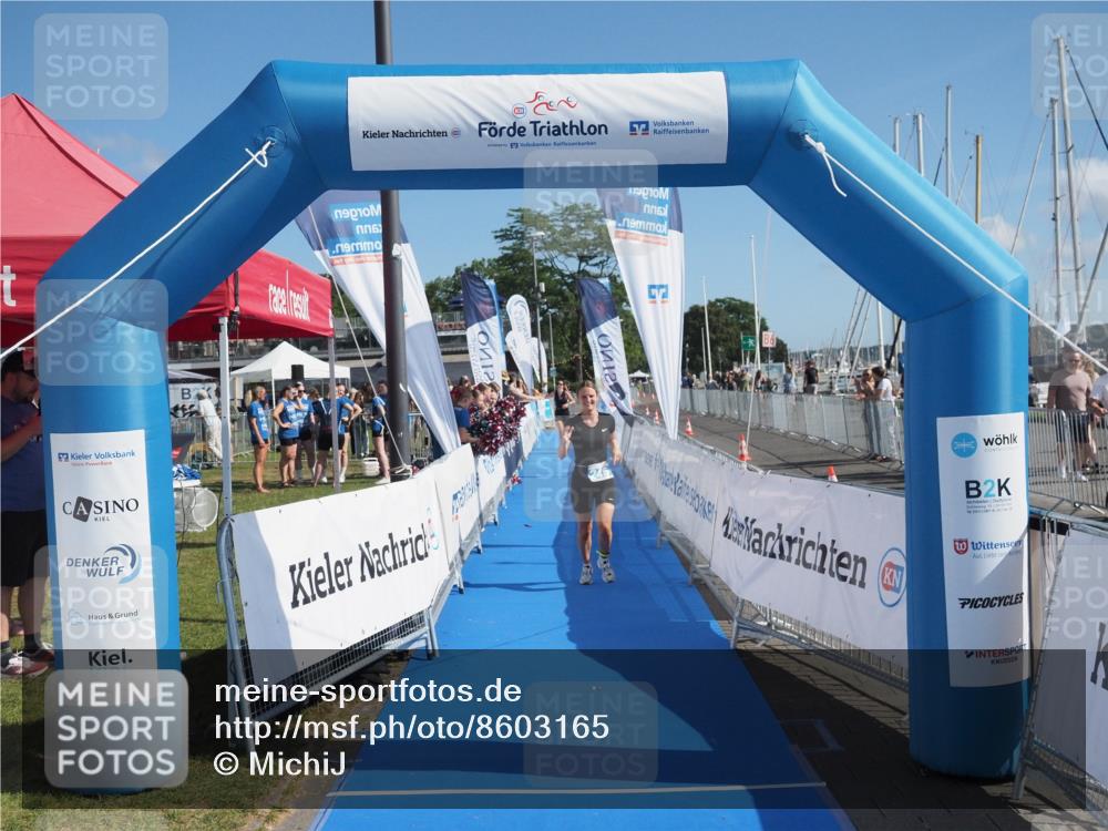 17.08.2025 - KN Förde Triathlon 2025 MichiJ http://msf.ph/oto/8603165 17.08.2025 10:55:15 Laufen 246 meine-sportfotos.de