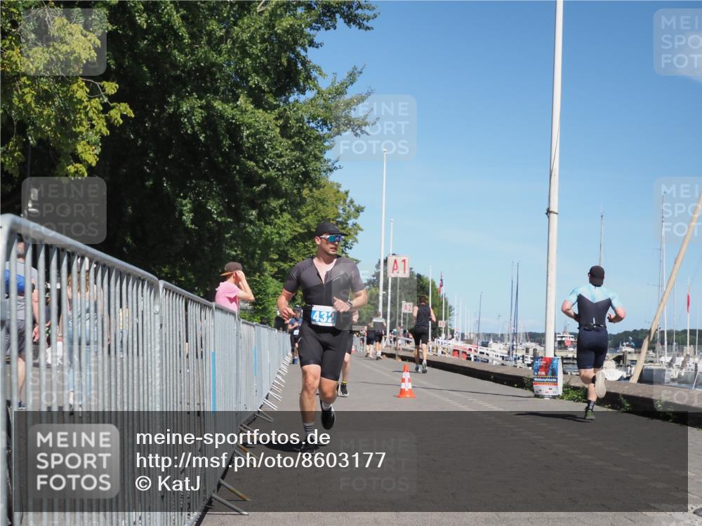 17.08.2025 - KN Förde Triathlon 2025 KatJ http://msf.ph/oto/8603177 17.08.2025 13:45:26 Laufen 411, 432, 479 meine-sportfotos.de