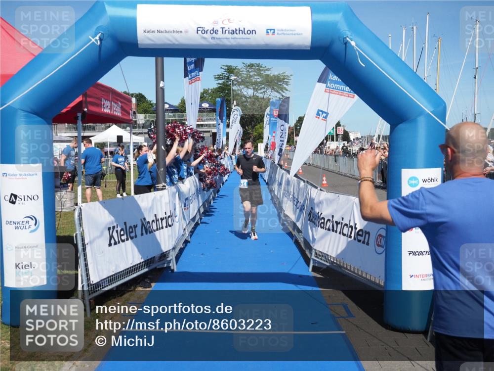 17.08.2025 - KN Förde Triathlon 2025 MichiJ http://msf.ph/oto/8603223 17.08.2025 14:15:17 Laufen 534 meine-sportfotos.de