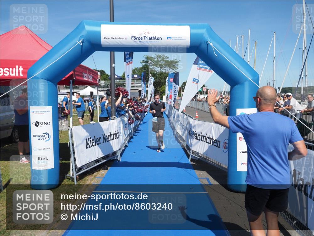 17.08.2025 - KN Förde Triathlon 2025 MichiJ http://msf.ph/oto/8603240 17.08.2025 14:15:17 Laufen 534 meine-sportfotos.de