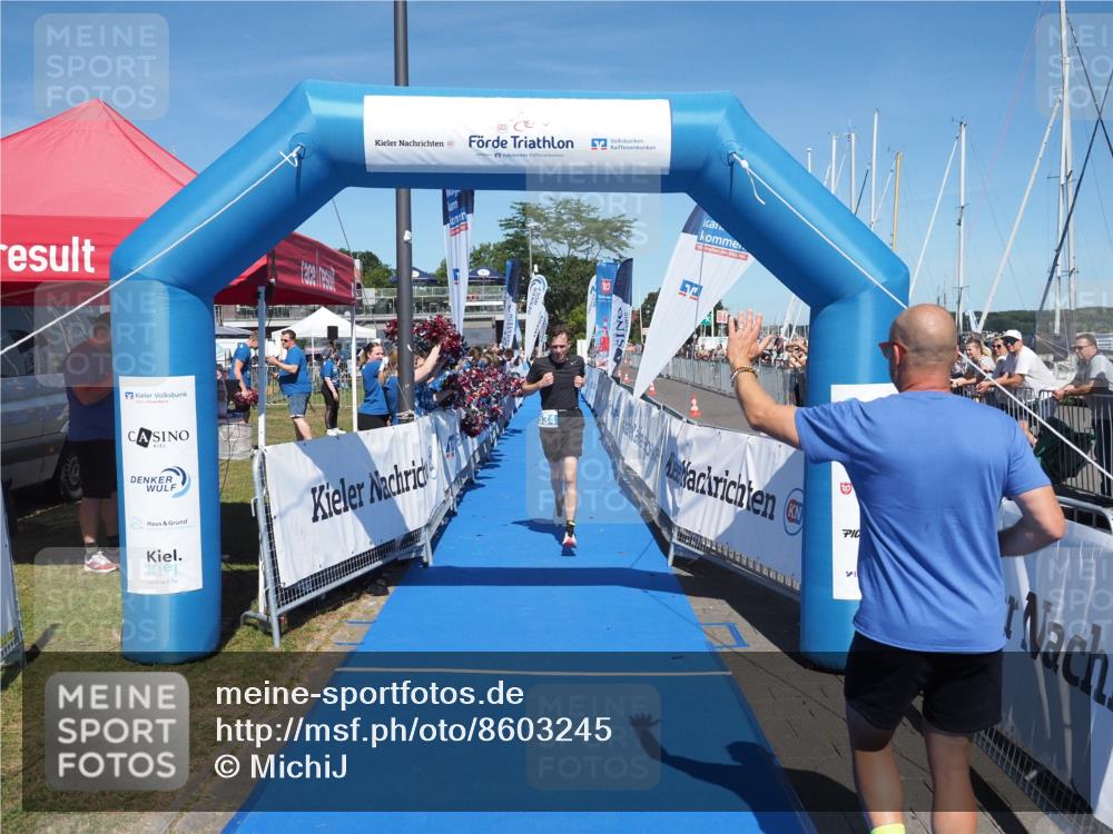 17.08.2025 - KN Förde Triathlon 2025 MichiJ http://msf.ph/oto/8603245 17.08.2025 14:15:17 Laufen 534 meine-sportfotos.de