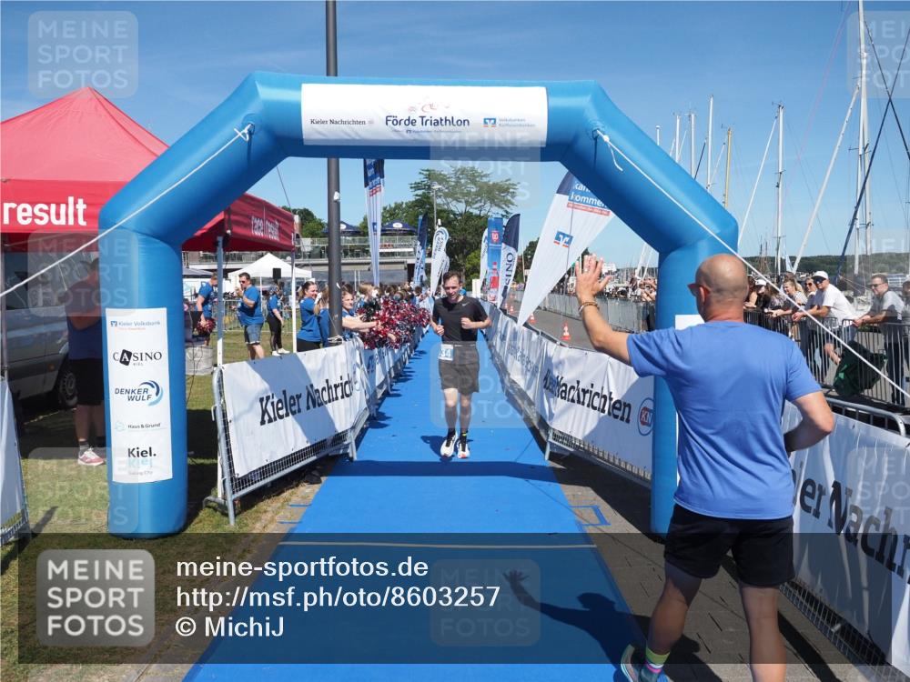 17.08.2025 - KN Förde Triathlon 2025 MichiJ http://msf.ph/oto/8603257 17.08.2025 14:15:18 Laufen 492, 534 meine-sportfotos.de