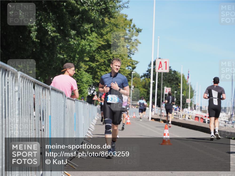 17.08.2025 - KN Förde Triathlon 2025 KatJ http://msf.ph/oto/8603259 17.08.2025 13:45:38 Laufen 397, 529, 533, 535 meine-sportfotos.de