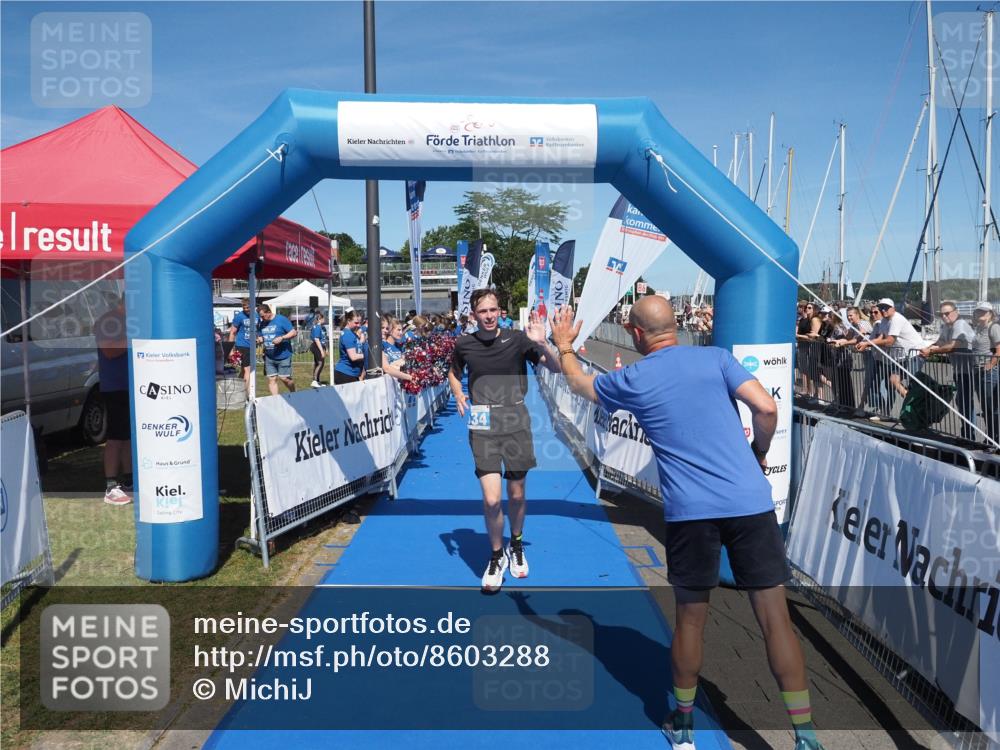 17.08.2025 - KN Förde Triathlon 2025 MichiJ http://msf.ph/oto/8603288 17.08.2025 14:15:18 Laufen 492, 534 meine-sportfotos.de